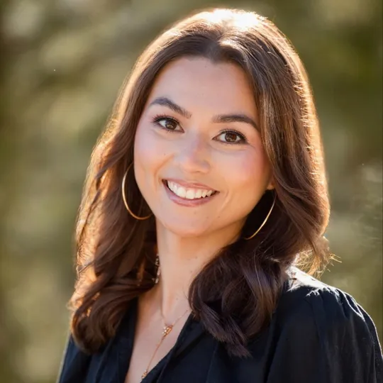 Sarah Harvey, Agent in  - Compass