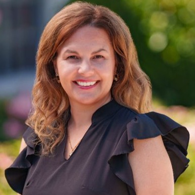 Headshot of Kristen Wanner