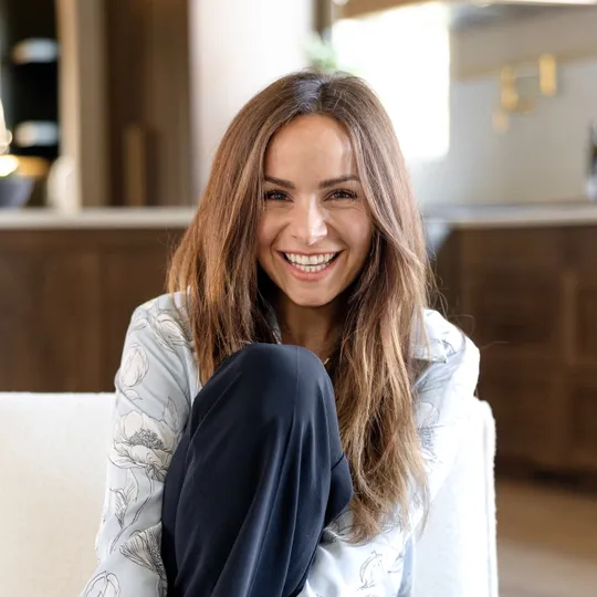 Jessica Randolph, Agent in  - Compass