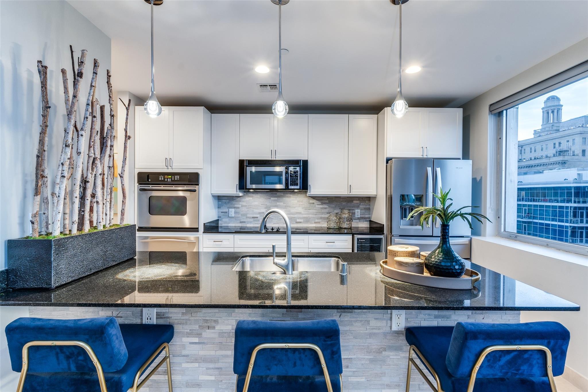 Carmen DiPenti, Real Estate Agent Compass