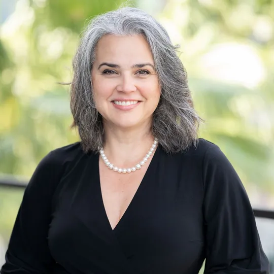 Lisa Polunin, Agent in  - Compass