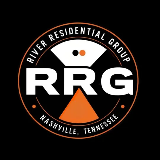 Peter Sternberg, Agent in  - Compass