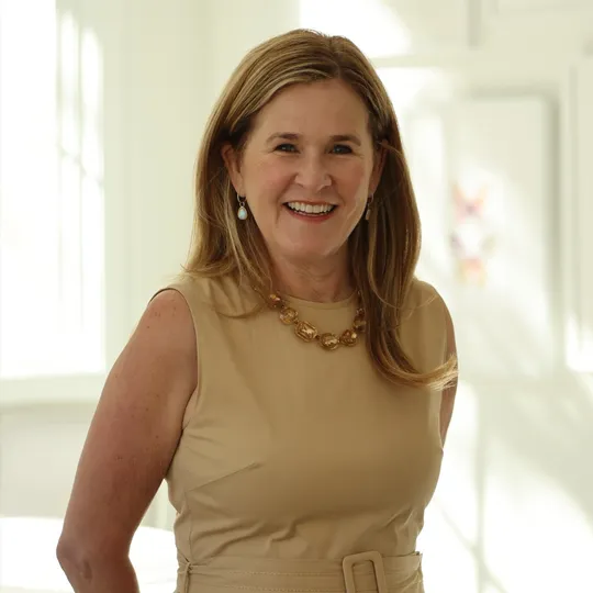 Erin Ballard, Agent in  - Compass