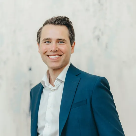 Brayden Knutson, Agent in  - Compass