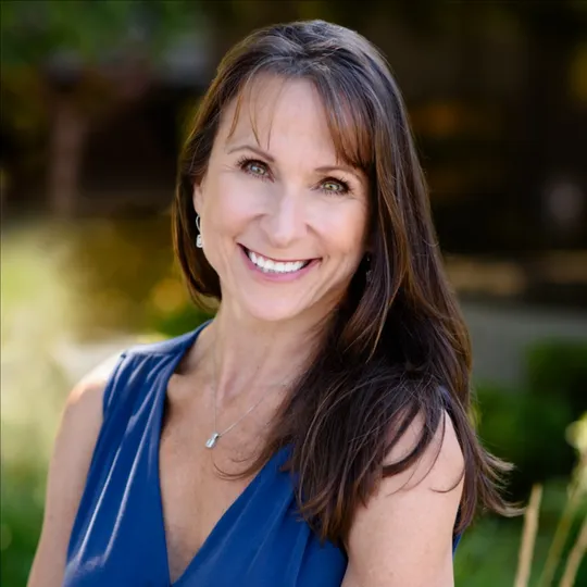 Deirdre O'Brien, Agent in  - Compass