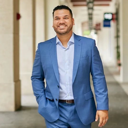 Jonathan Santiago, Agent in  - Compass