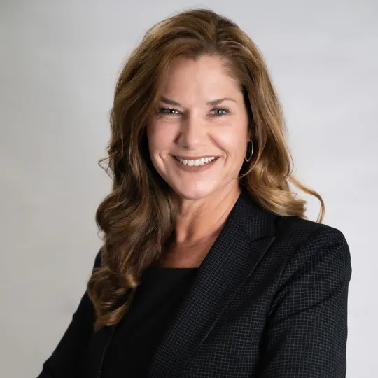 Amy Pedersen, Agent in  - Compass