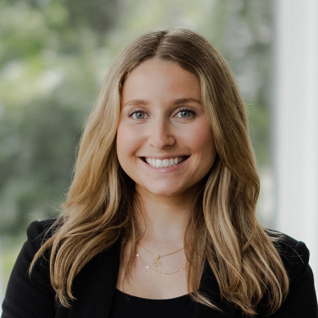 Headshot of Rachel Garfield