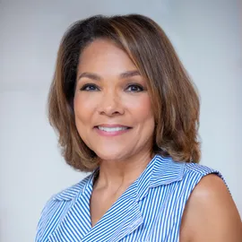 Lisa Emory, Agent in  - Compass