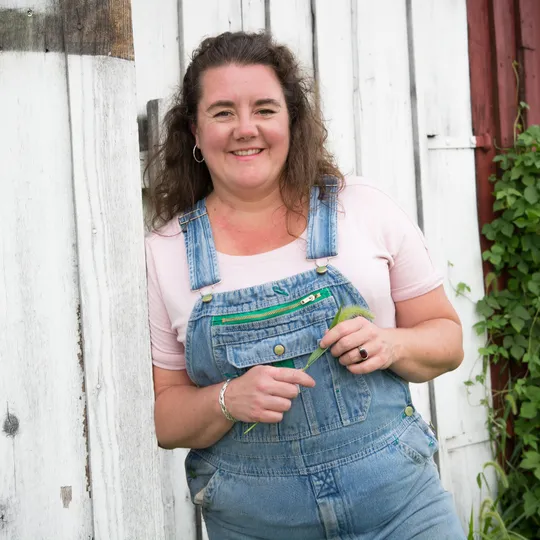 Jennifer Davis, Agent in  - Compass