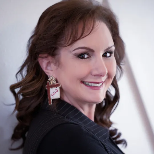 Kelly Cagle, Agent in  - Compass