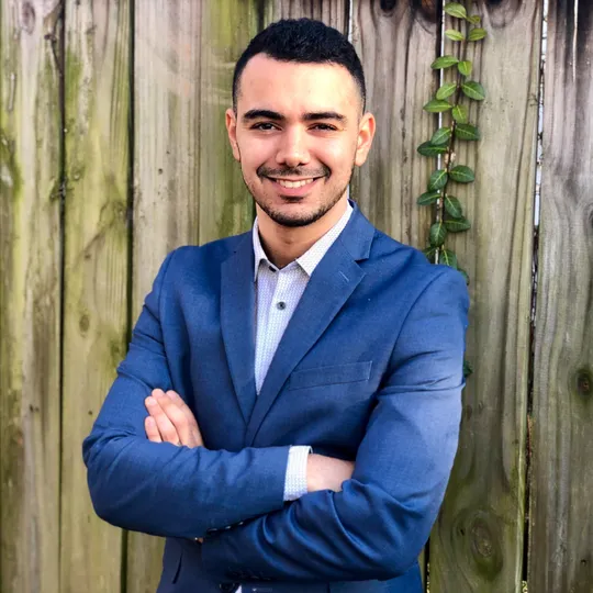 Josh Zuares, Agent in  - Compass