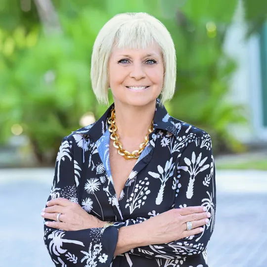 Karen Anderson, Agent in  - Compass