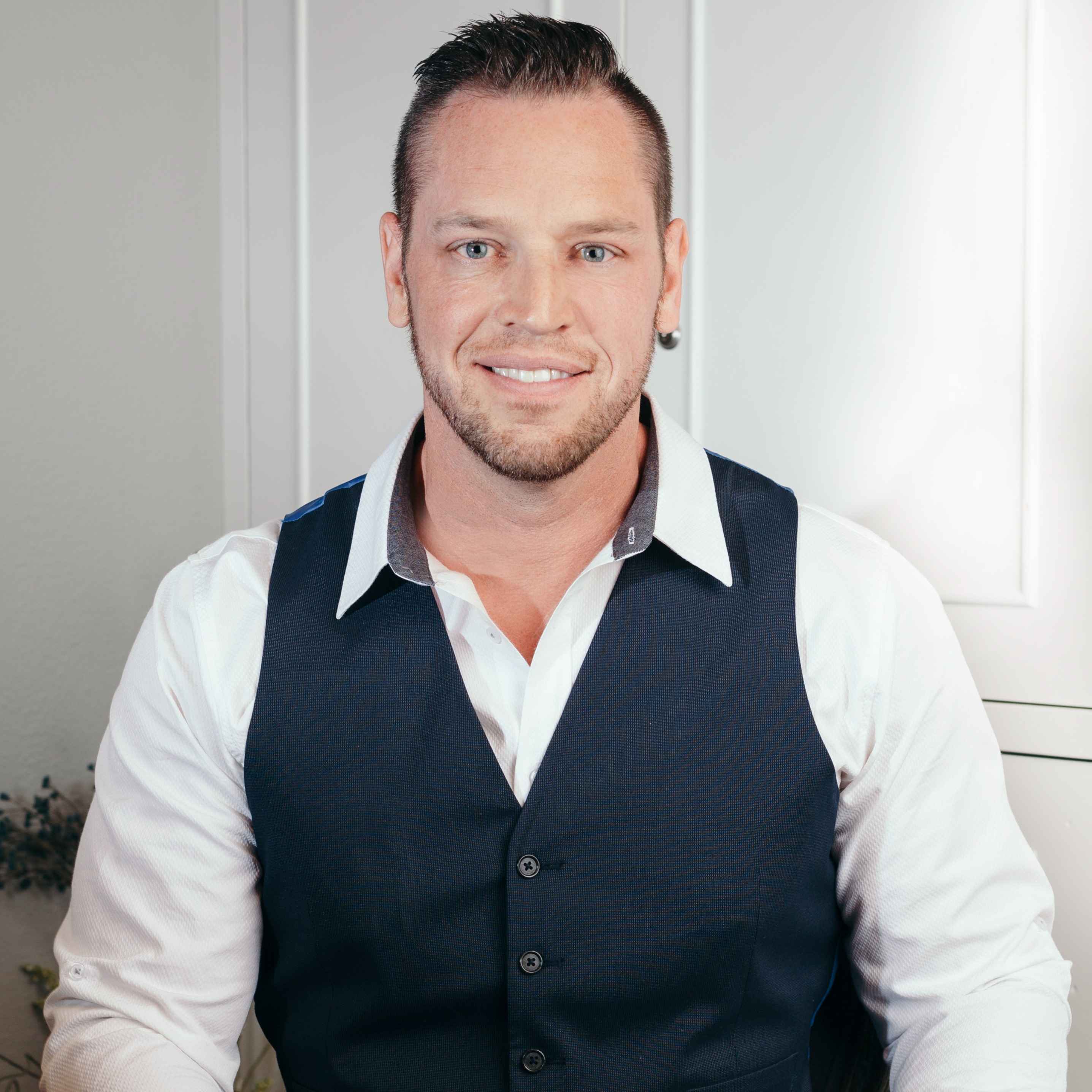 Headshot of Zack Hawker