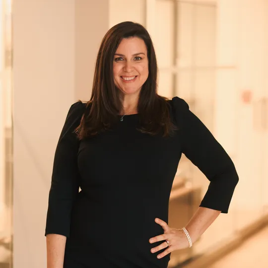 Laura Fabre, Agent in  - Compass