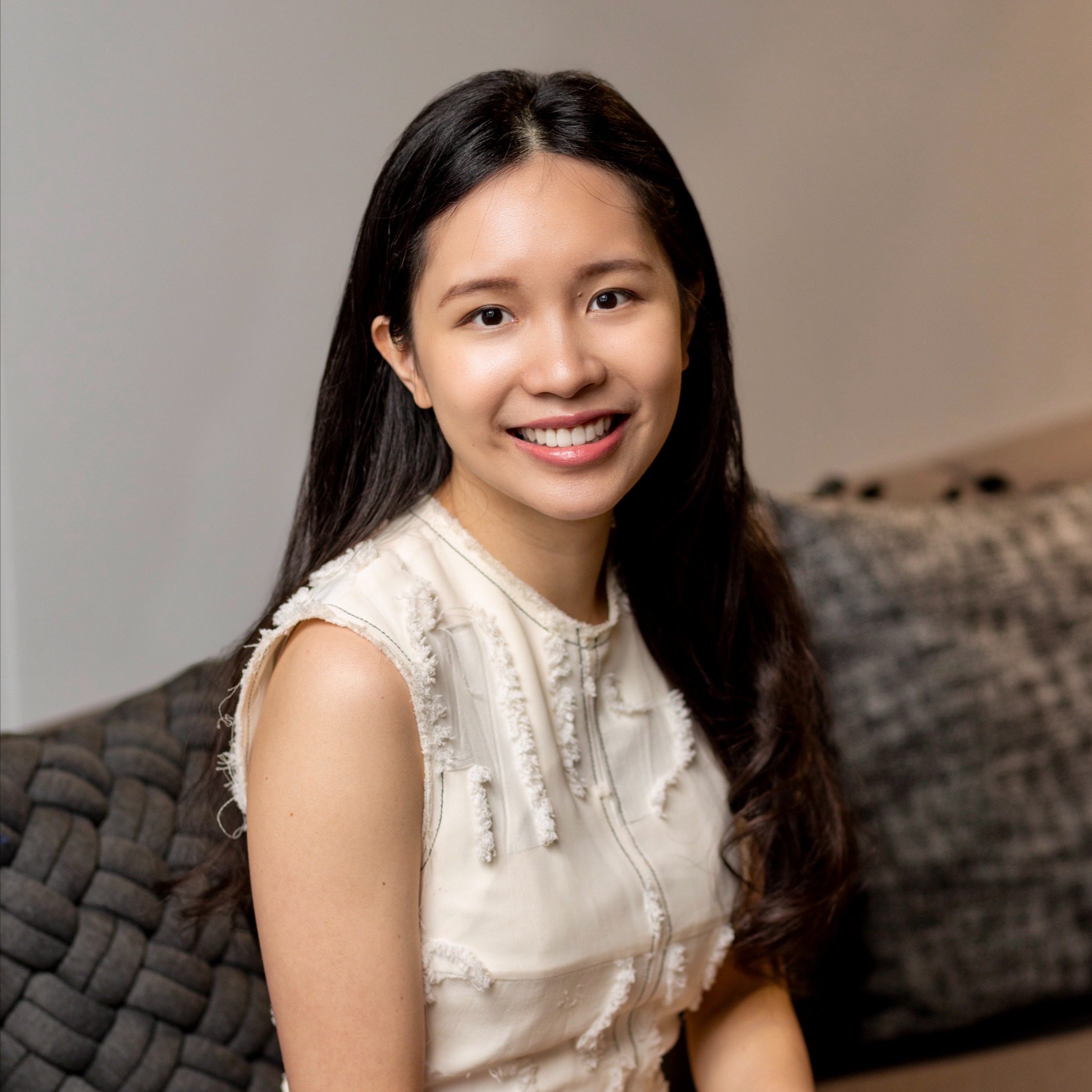 Headshot of Jenny Riehle