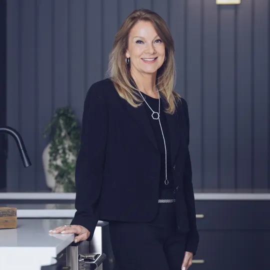 Sandra Hurtley, Agent in  - Compass