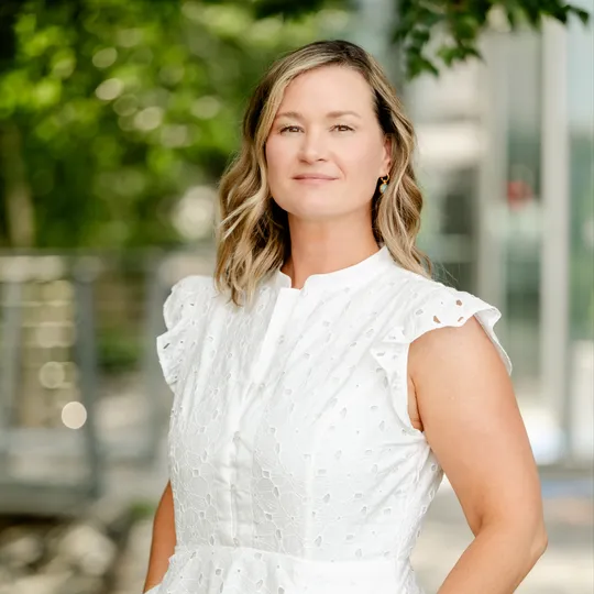 Melissa Raynor, Agent in  - Compass