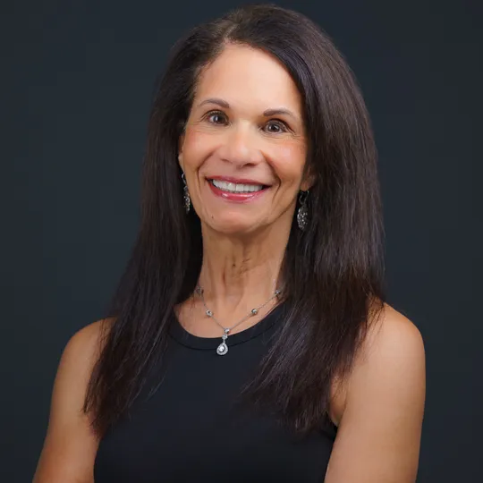 Heidi Schaffer, Agent in  - Compass