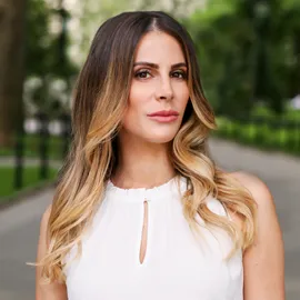 Lindsay Rothman, Agent in  - Compass