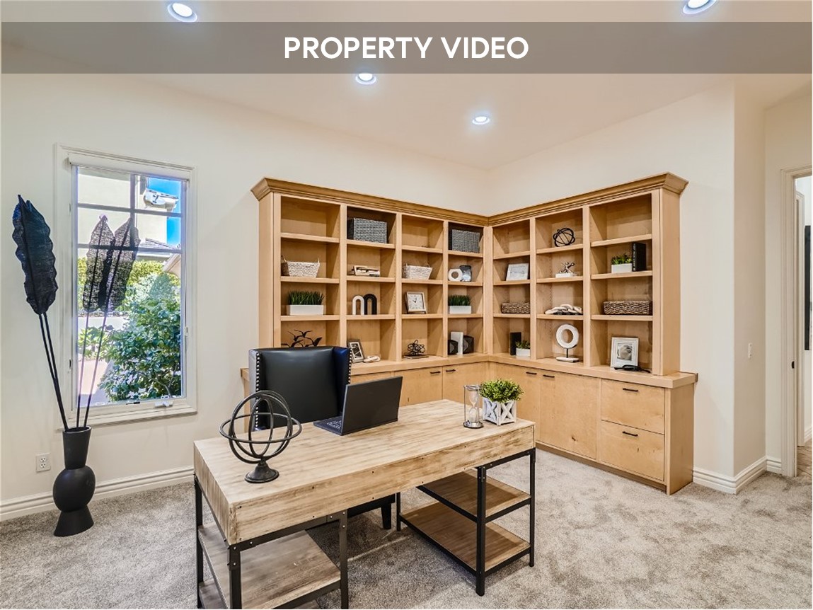 Exquisite Single-Level Encinitas Estate: Ocean Vistas, Luxurious Amenities, and Timeless Elegance Await!