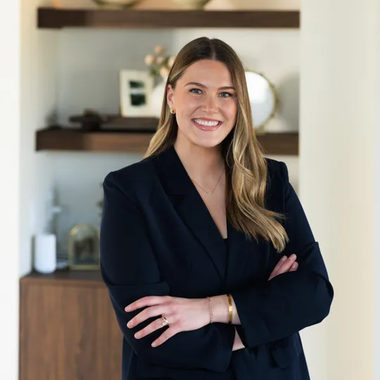 Mallory Vering, Agent in  - Compass