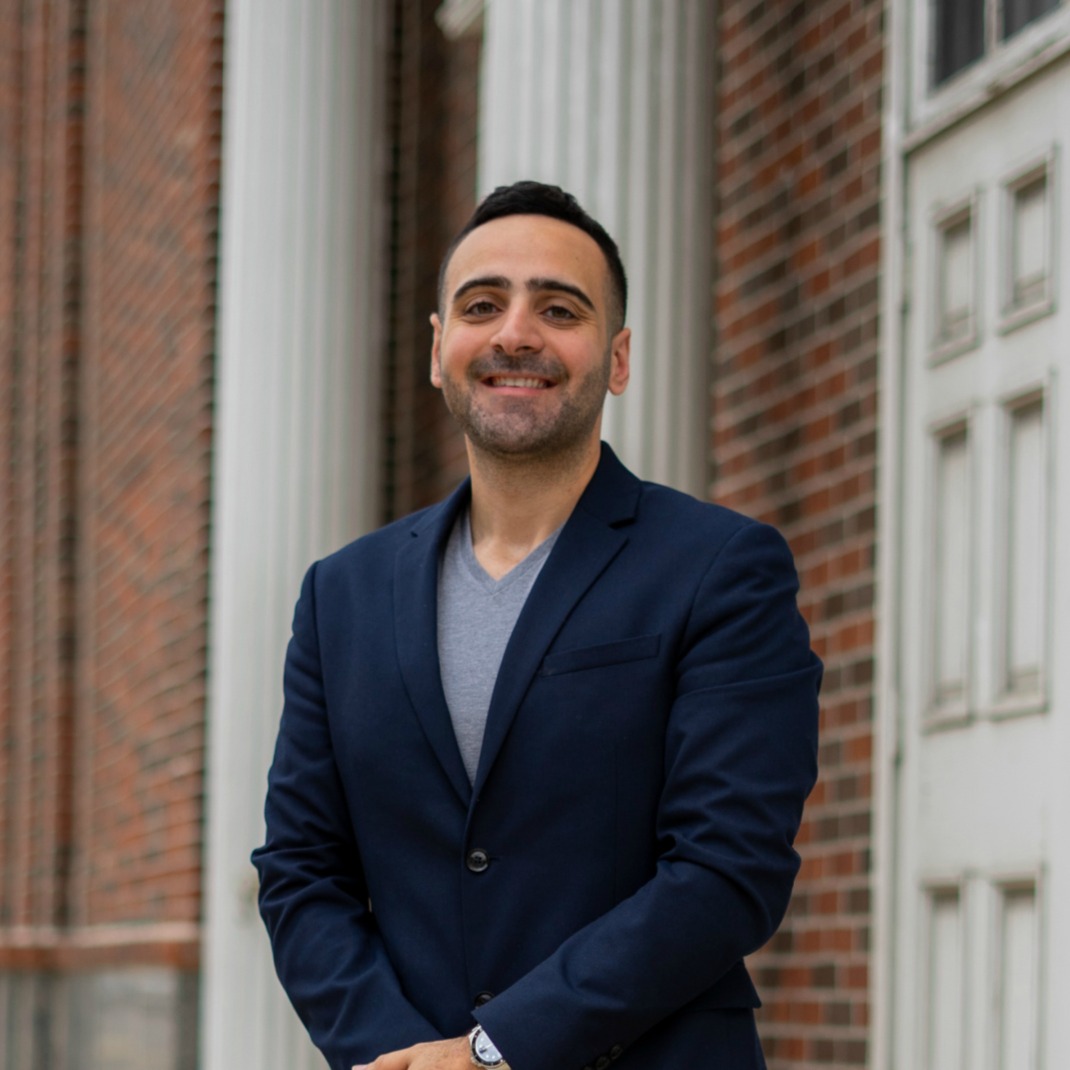 Headshot of Gian Dasdelen