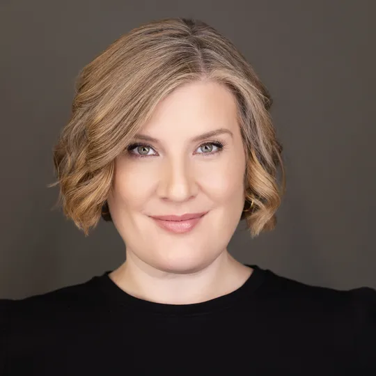 Beth Gittleman, Agent in  - Compass