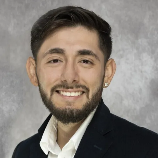 Eric Aguilar, Agent in  - Compass