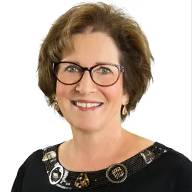 Barbara Klein, Agent in  - Compass