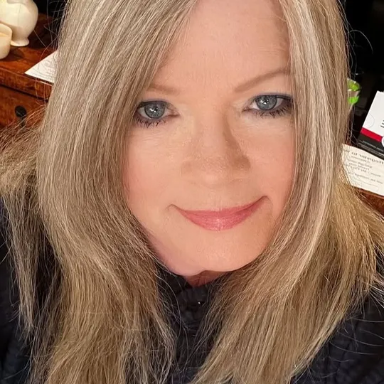 Jennifer Ethridge, Agent in  - Compass