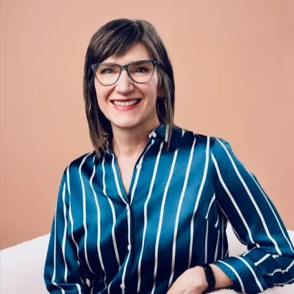 Katie Reilly, Agent in  - Compass