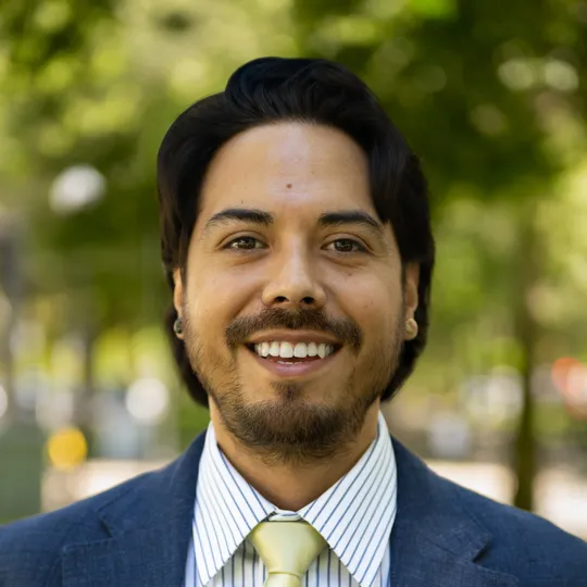 Enrique Benitez Jr, Agent in  - Compass