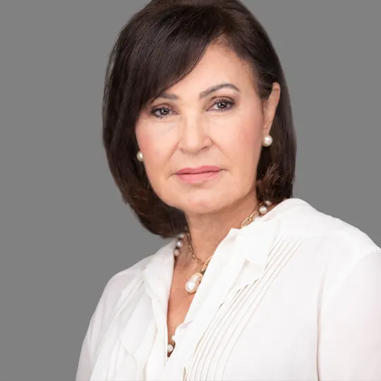 Chavela Gonzalez, Agent in  - Compass