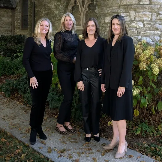 Debbie Particelli & Marrijo Gallagher Team, Agent in  - Compass