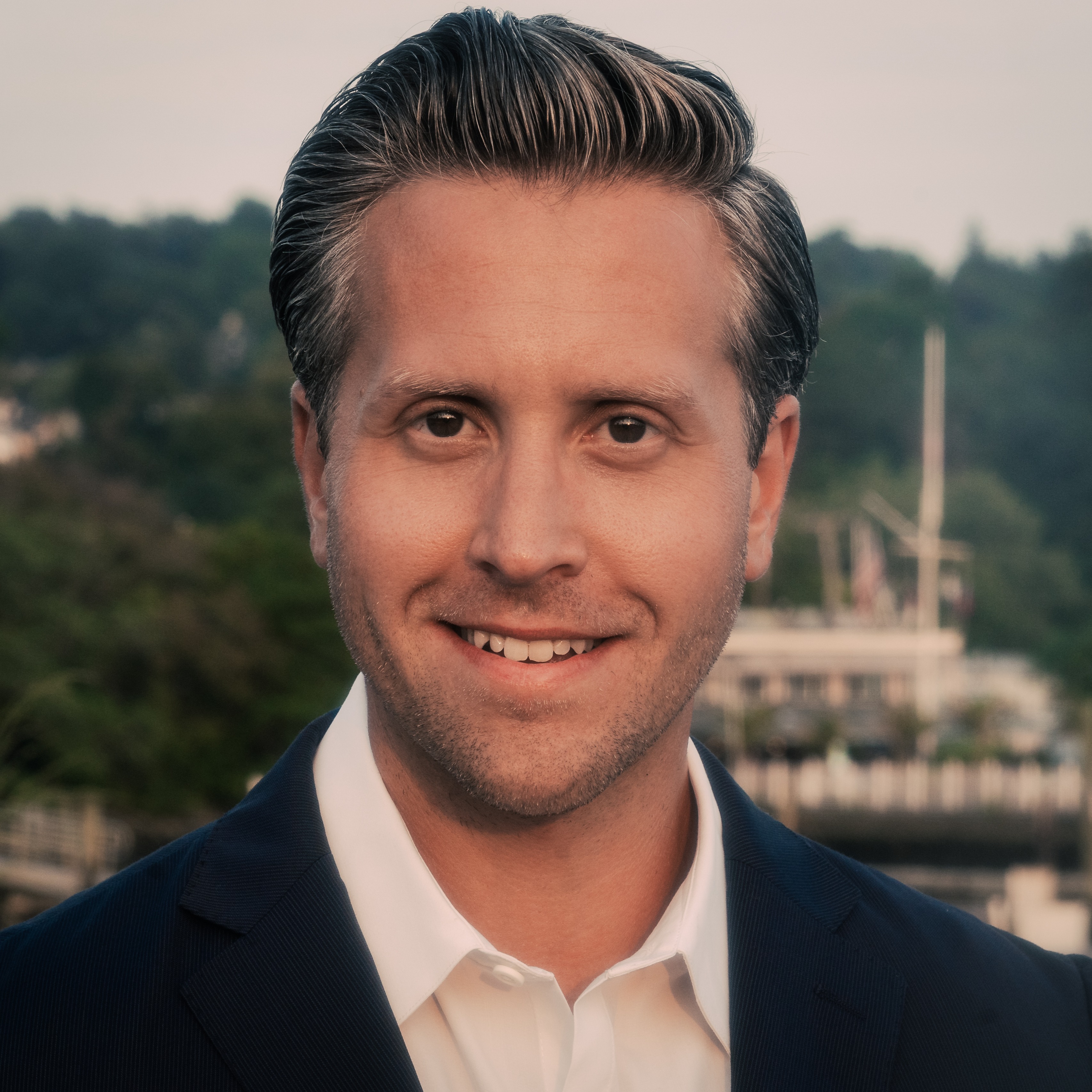 Headshot of Jonathan Hogan