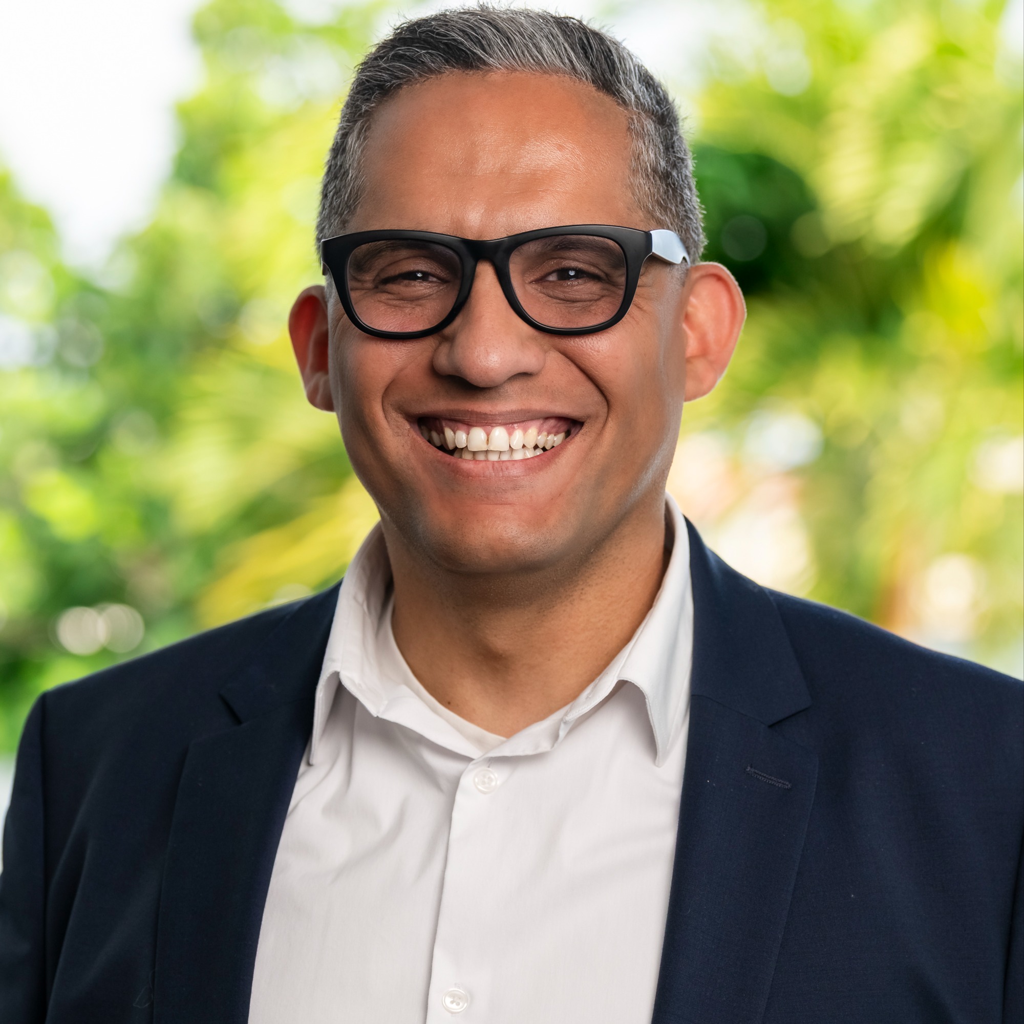 Headshot of Silas Santiago