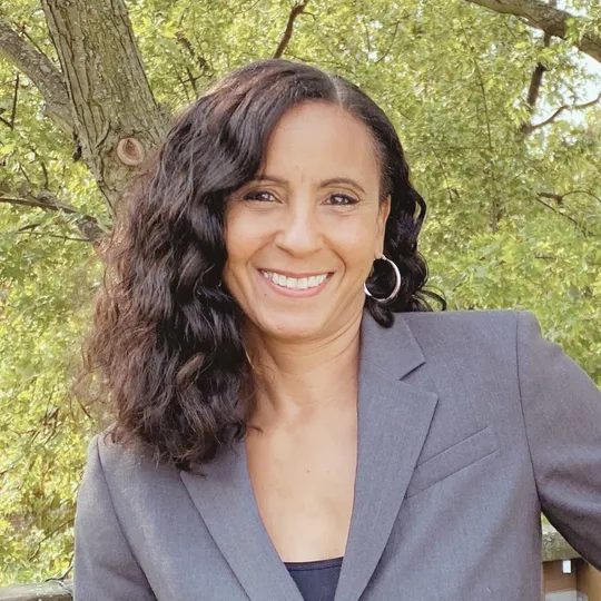 Rayna Shelton-Wynn, Agent in  - Compass