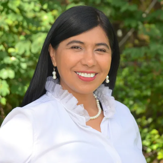 Cecilia La Rosa, Agent in  - Compass