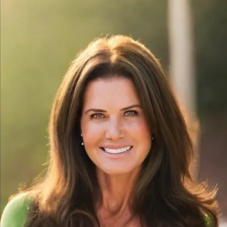 Lisa Hofer, Agent in  - Compass