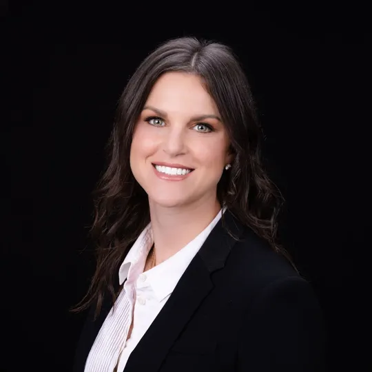 Lindsey West, Agent in  - Compass