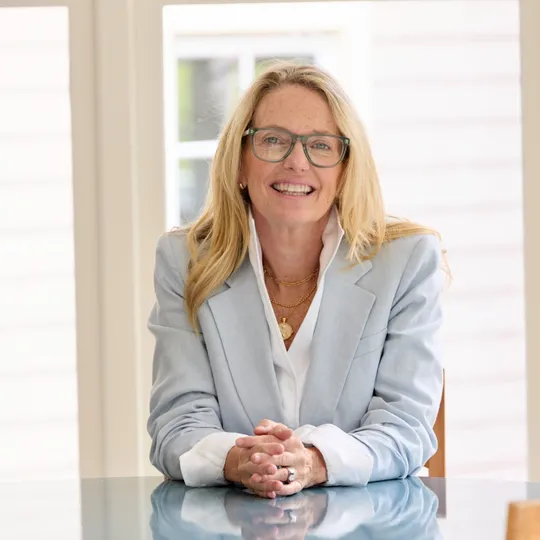 Pam Pokorny, Agent in  - Compass