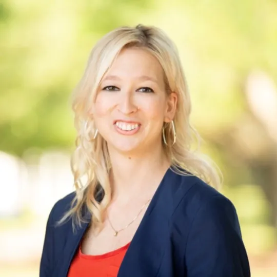 Jessica Dunlap, Agent in  - Compass