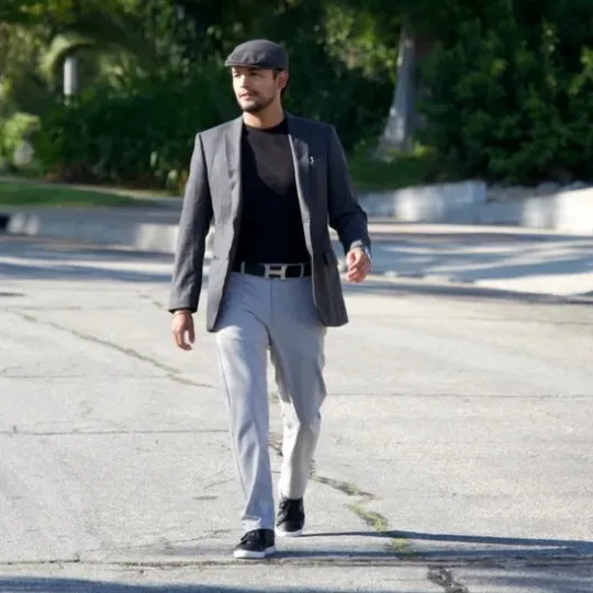 Hector Ruiz III, Agent in  - Compass