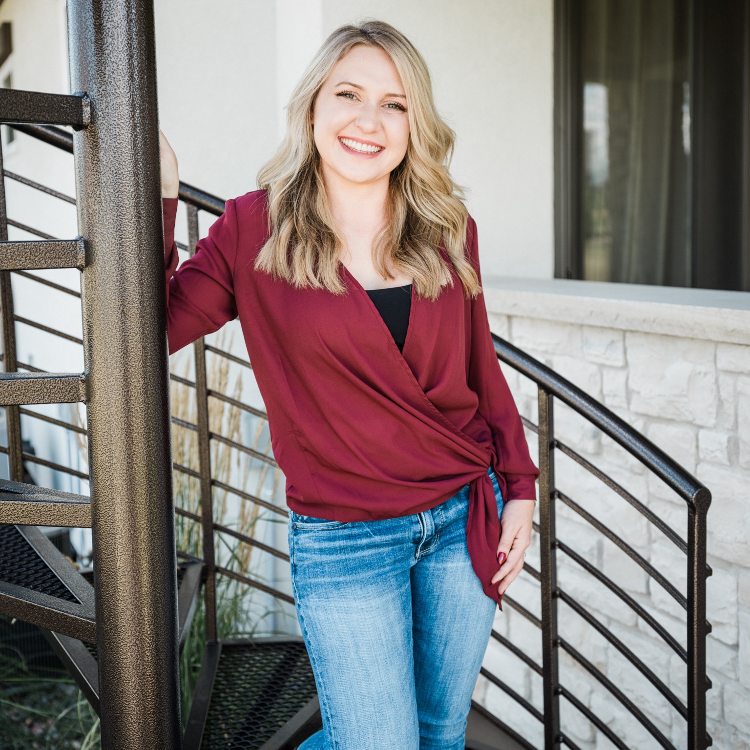 Headshot of Amanda Contreras