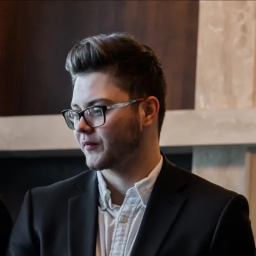 Vik Semko, Agent in  - Compass