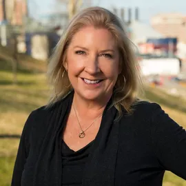 Kathy Broadbent, Agent in  - Compass