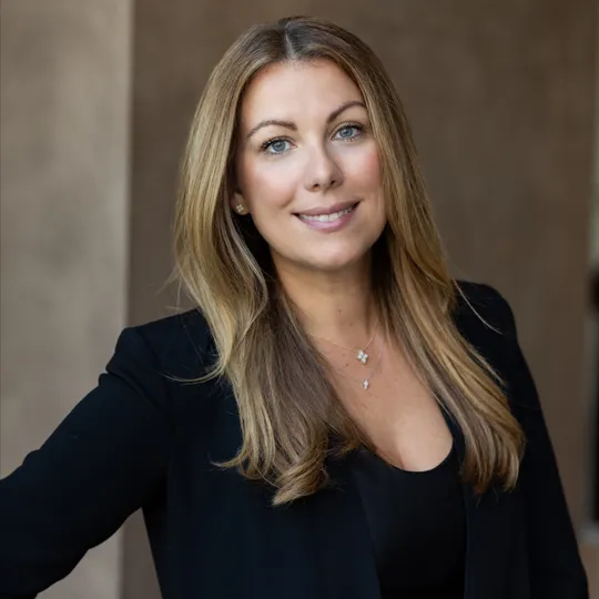 Randi Weidner, Agent in  - Compass