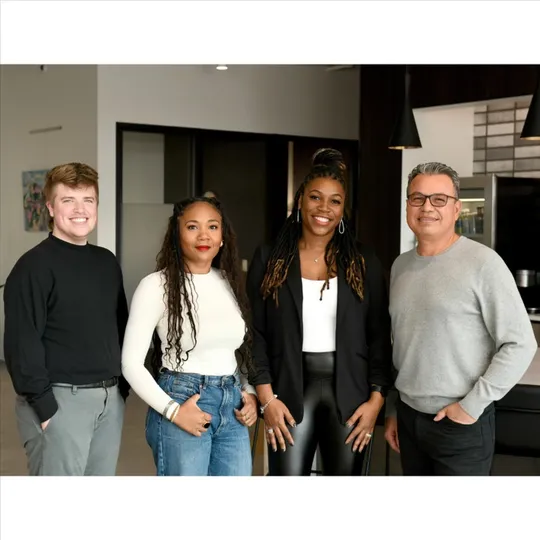 Alvarado Group, Agent in  - Compass