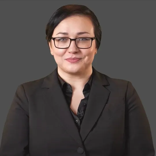 Irina Norrell, Agent in  - Compass